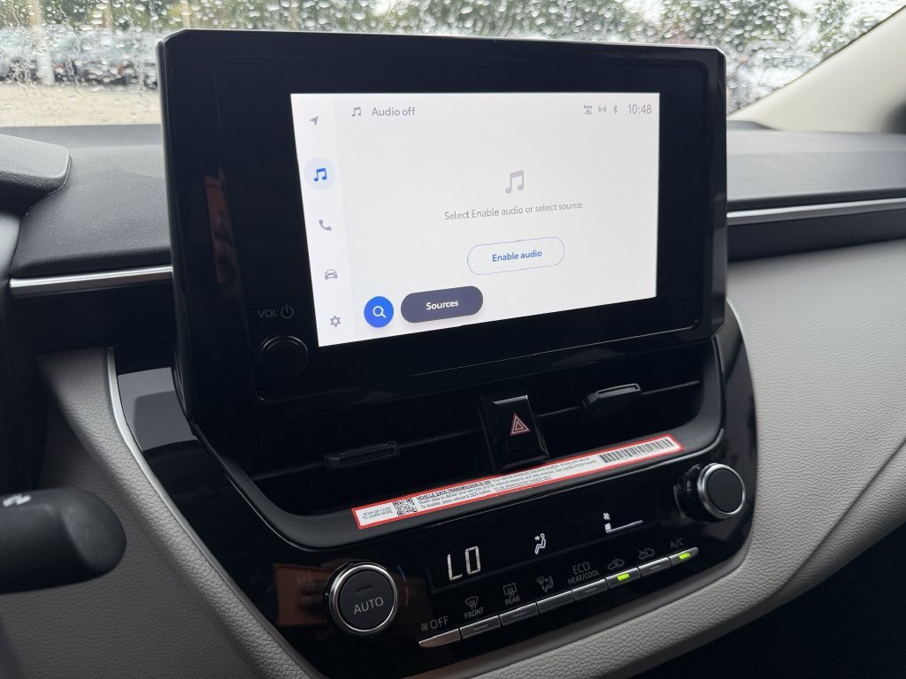 Used 2025 Toyota Corolla LE FWD image 19
