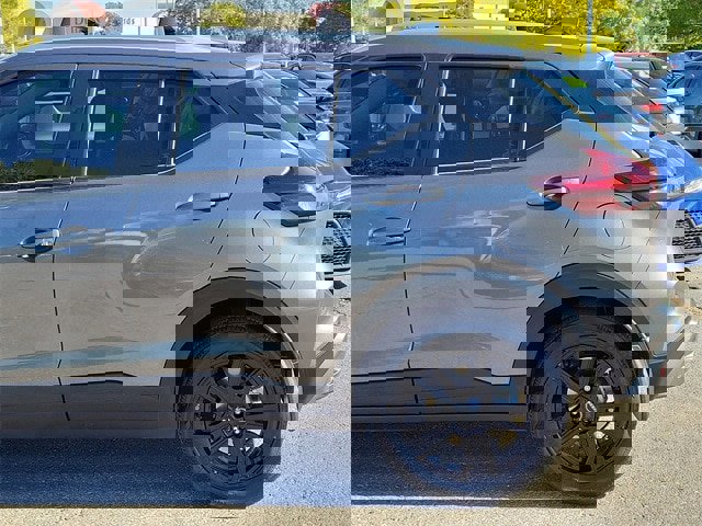 Certified 2024 Nissan Kicks SV w/ Interior Electronics Package image 6