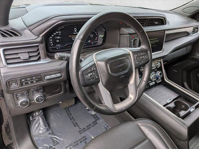 Used 2023 GMC Yukon Denali image 10