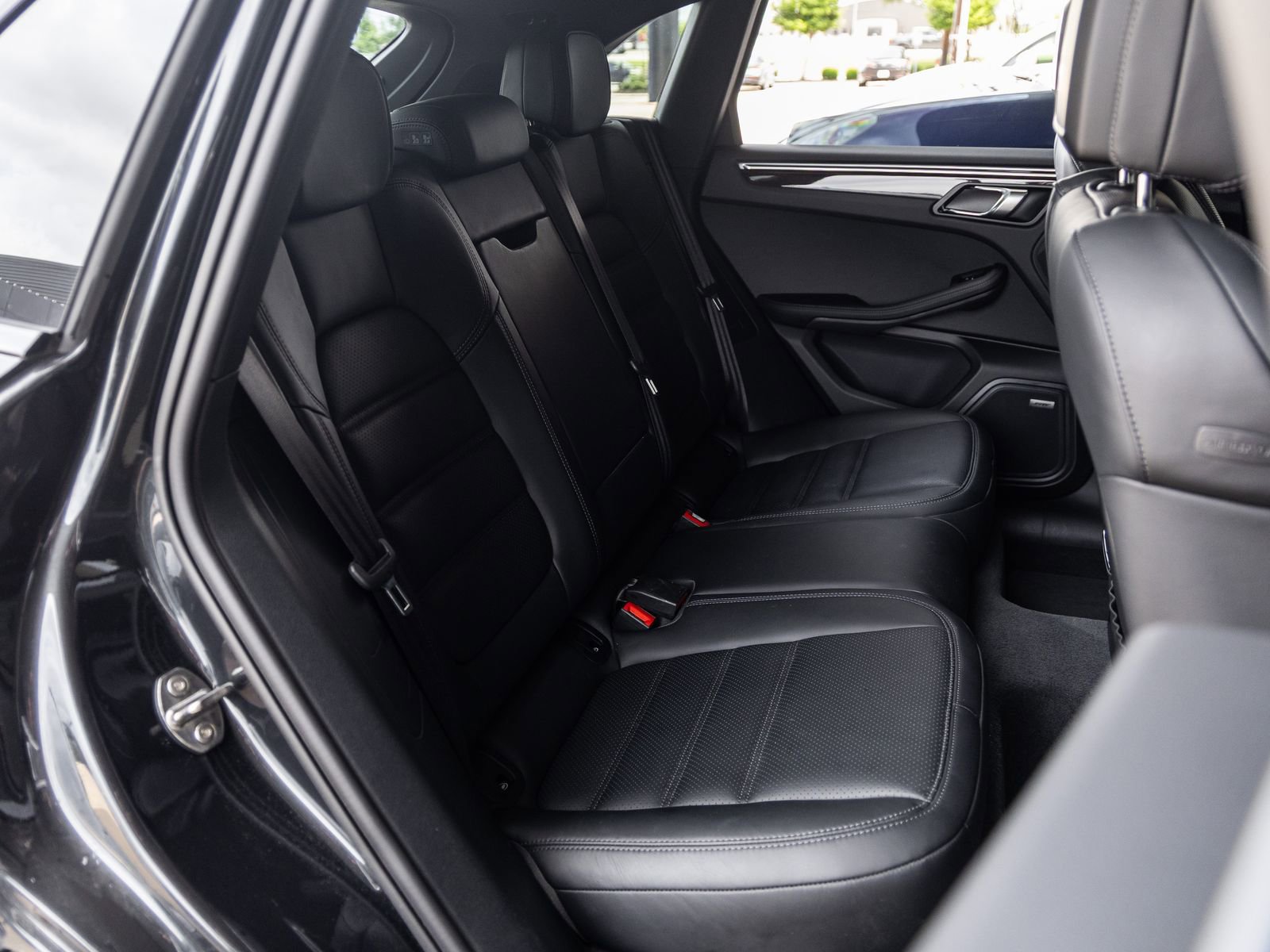 Used 2024 Porsche Macan GTS AWD/4WD image 41