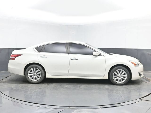 Used 2014 Nissan Altima 2.5 S FWD image 11