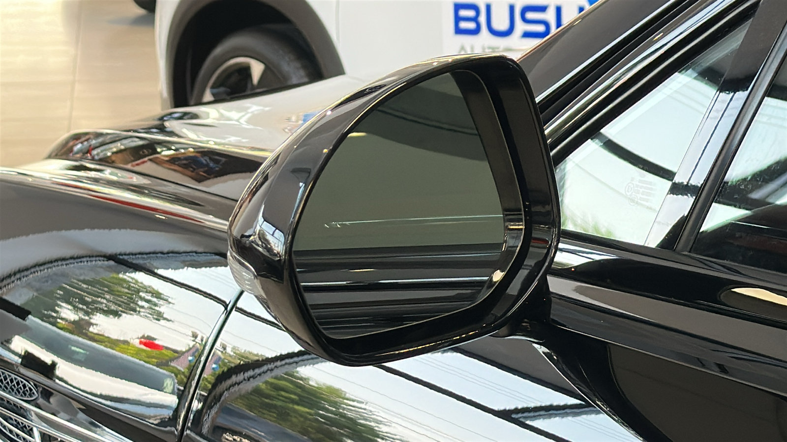 Used 2018 Bentley Flying Spur S W12 AWD/4WD image 12