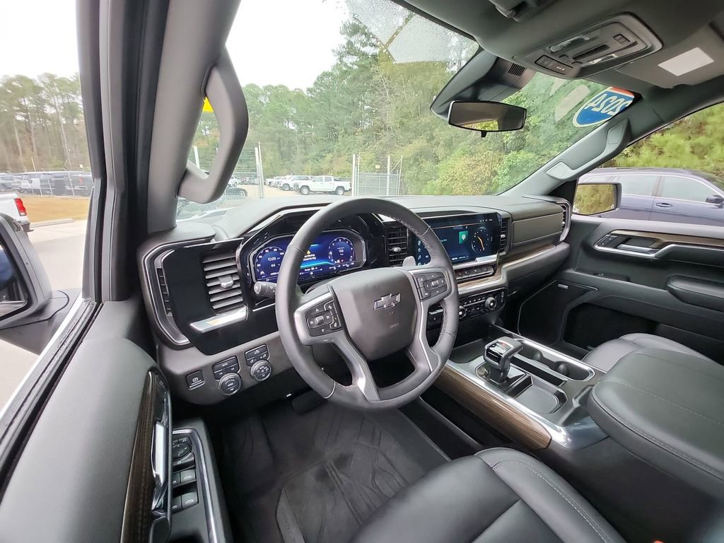 Certified 2024 Chevrolet Silverado 1500 RST w/ Convenience Package II image 15