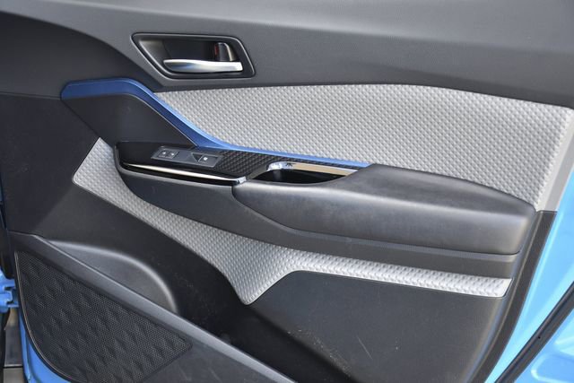 Used 2019 Toyota C-HR XLE FWD image 28