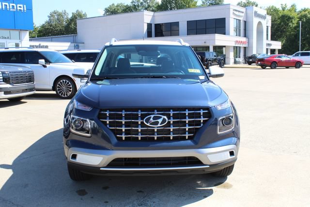 New 2026 Hyundai Venue SEL FWD image 8