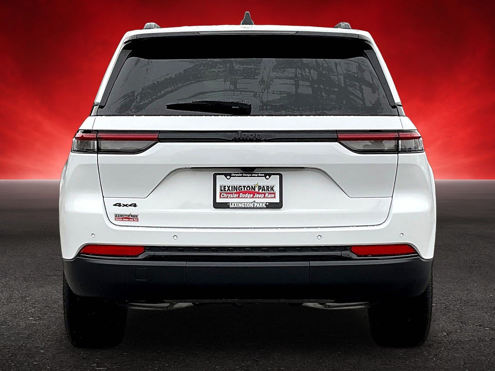 New 2027 Jeep Grand Cherokee Laredo X AWD/4WD image 4