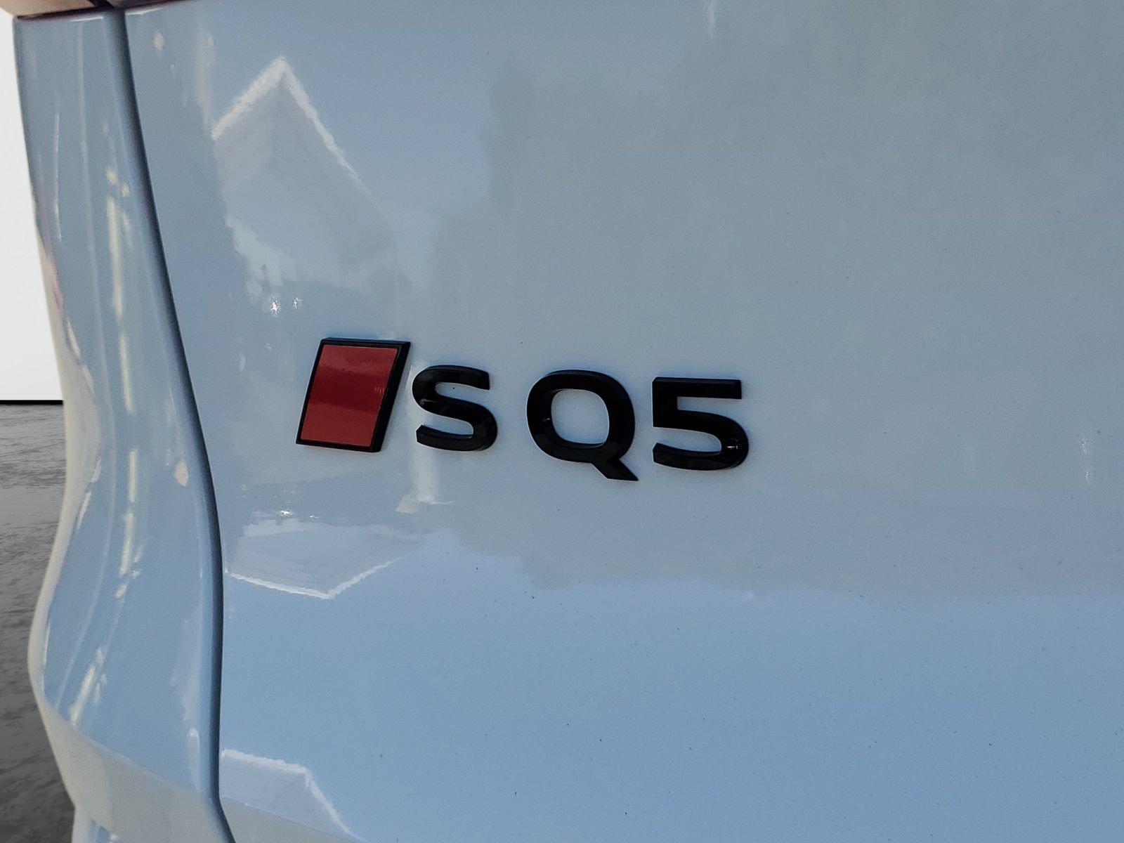 New 2026 Audi SQ5 Prestige AWD/4WD image 7