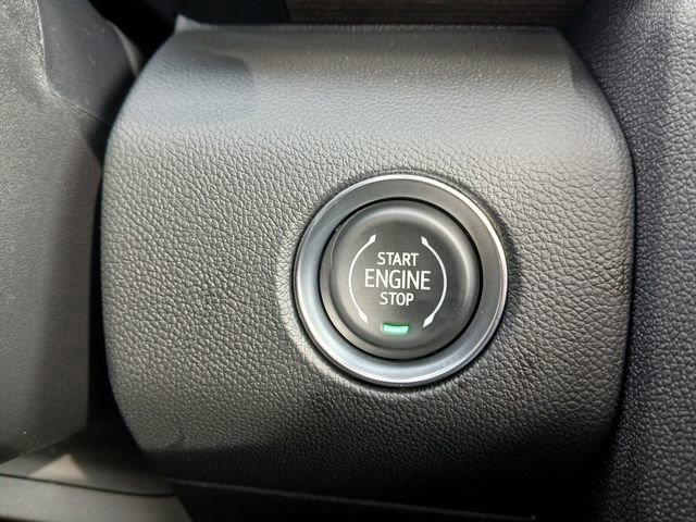 New 2026 GMC Acadia Denali w/ Super Cruise Package image 25