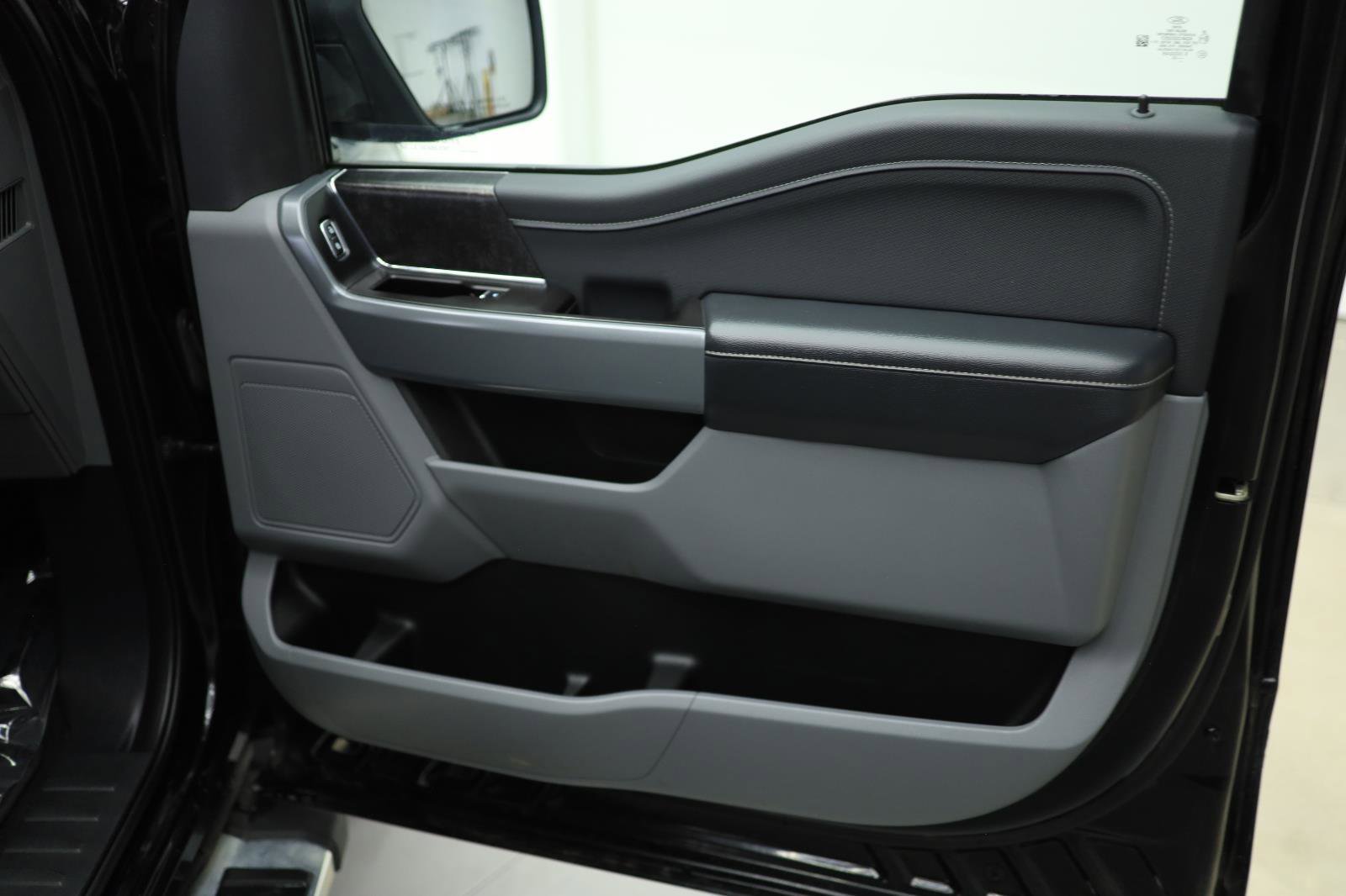 Used 2022 Ford F150 XLT w/ Equipment Group 301A Mid image 48