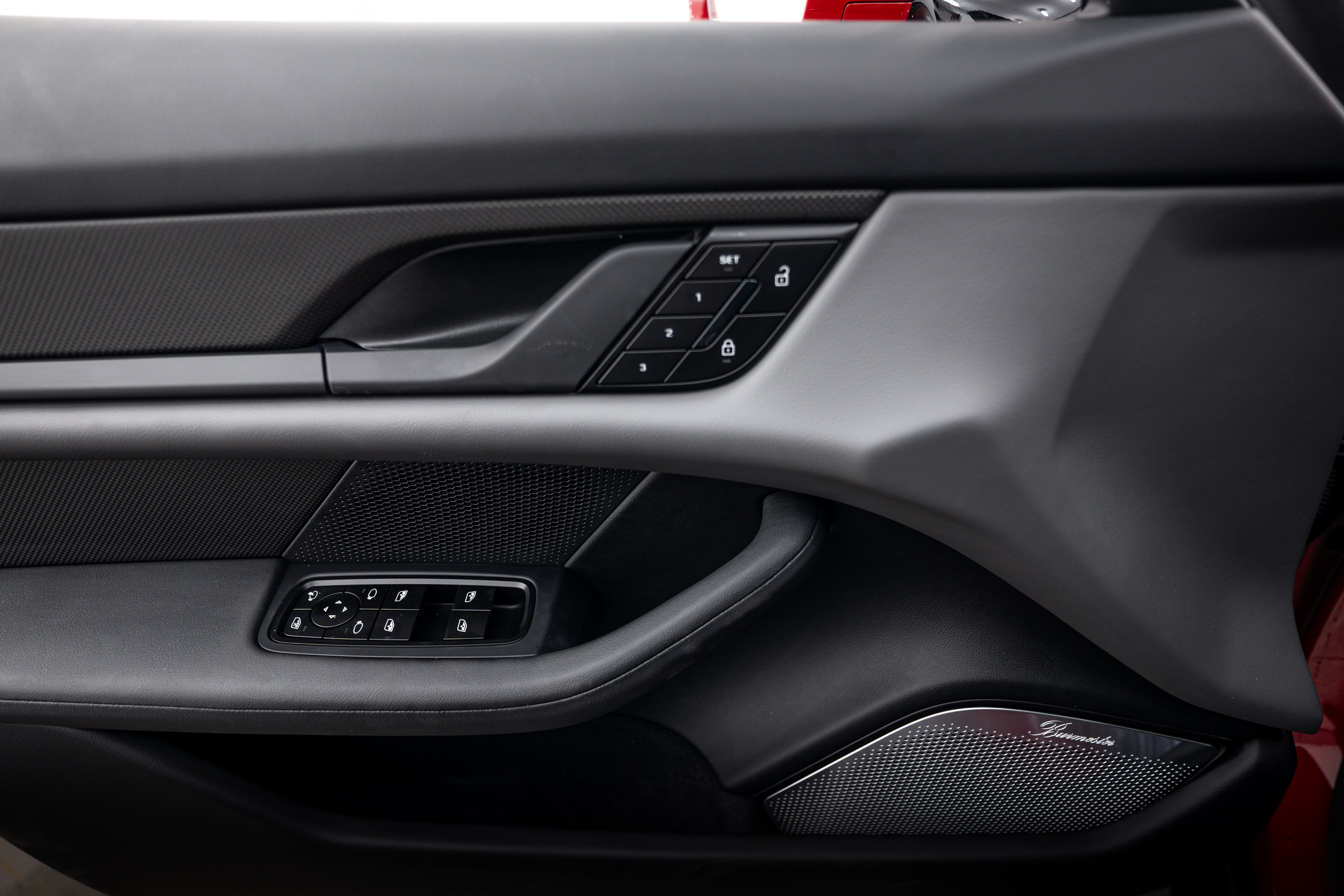 New 2026 Porsche Taycan GTS AWD/4WD image 18