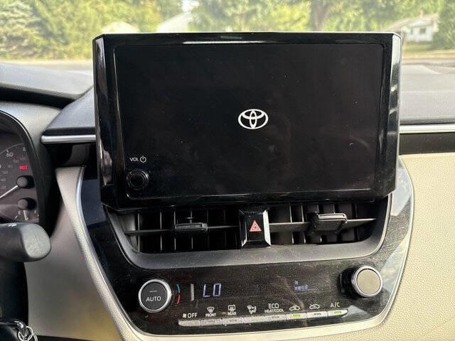 Used 2023 Toyota Corolla LE image 17