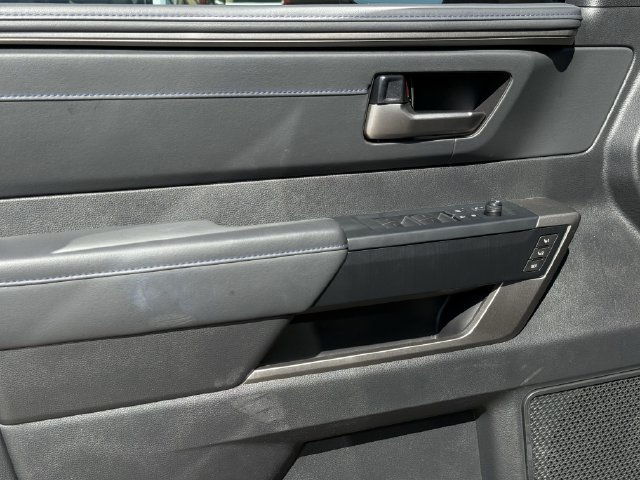 New 2026 Toyota Sequoia Platinum AWD/4WD image 28