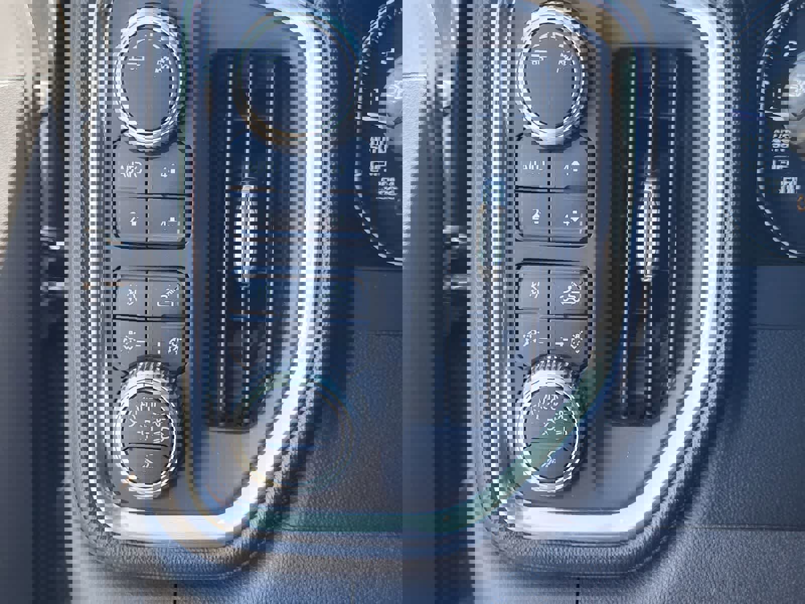 Used 2019 GMC Sierra 1500 SLT w/ SLT Premium Plus Package image 15