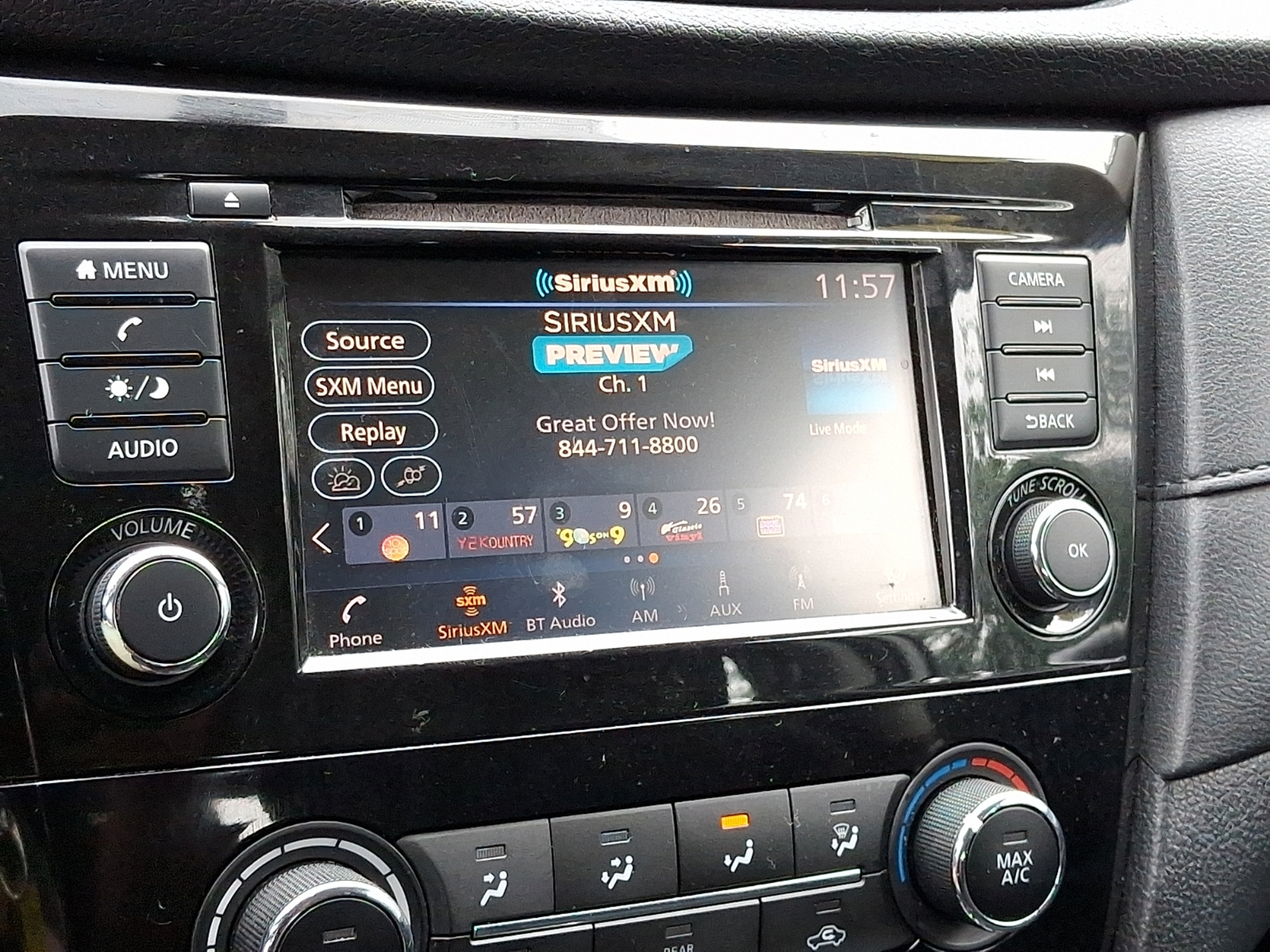 Used 2018 Nissan Rogue S AWD/4WD image 14