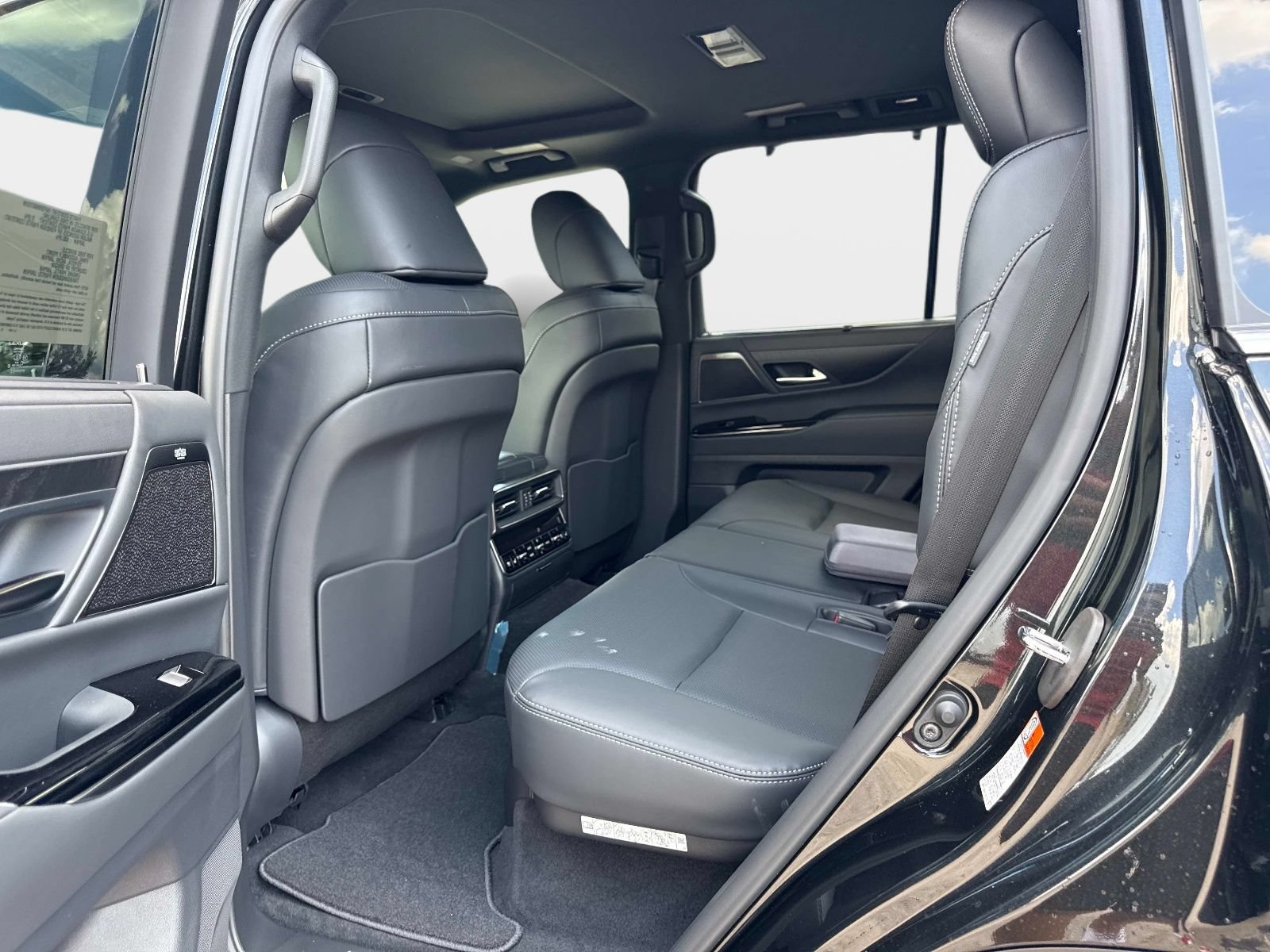 New 2026 Lexus LX 700h Luxury w/ Accessory Package (Z1) AWD/4WD image 12