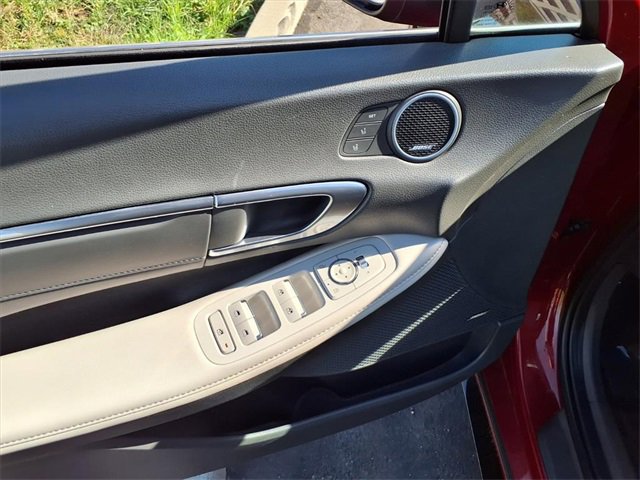 Used 2023 Hyundai Sonata Limited image 12