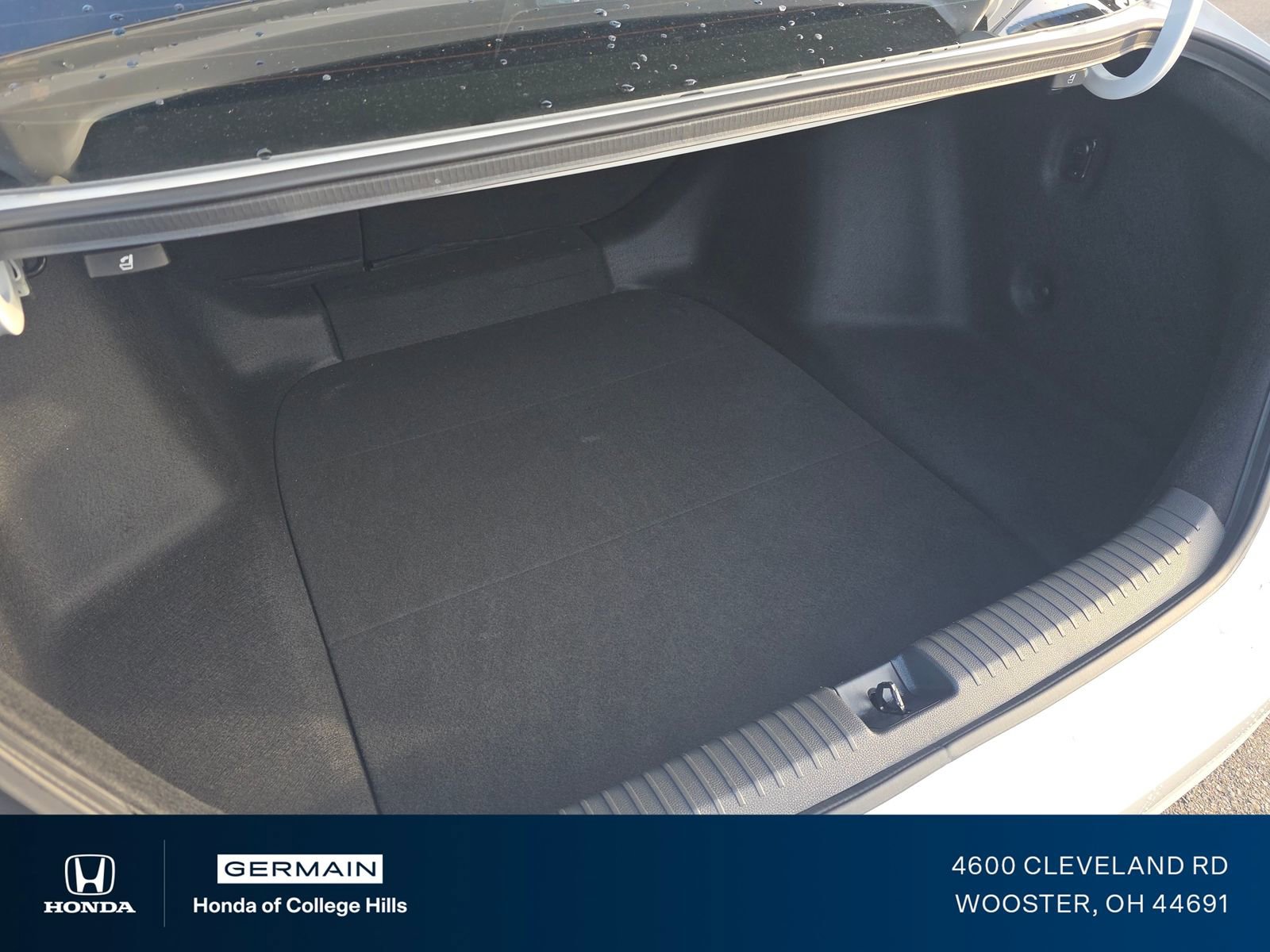 Certified 2024 Honda Accord EX image 17