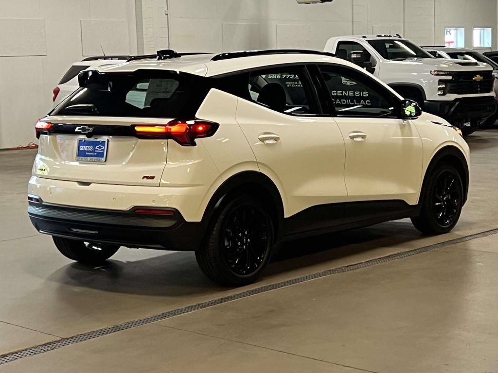 New 2027 Chevrolet Bolt RS FWD image 4