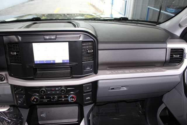 Used 2025 Ford F250 XLT w/ FX4 Off-Road Package AWD/4WD image 30