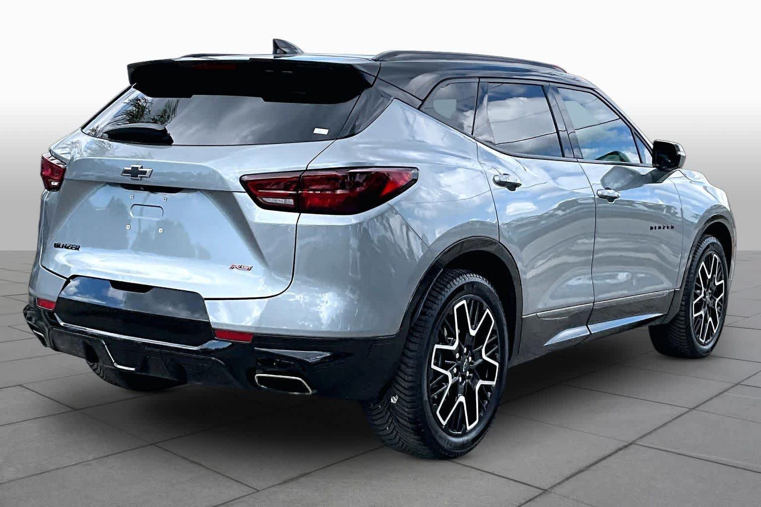 Used 2023 Chevrolet Blazer RS w/ Enhanced Convenience Package FWD image 24