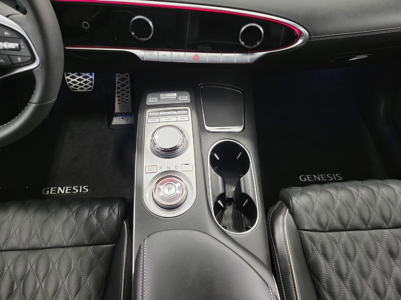 Used 2024 Genesis GV70 3.5T Sport w/ Sport Advanced Package image 23