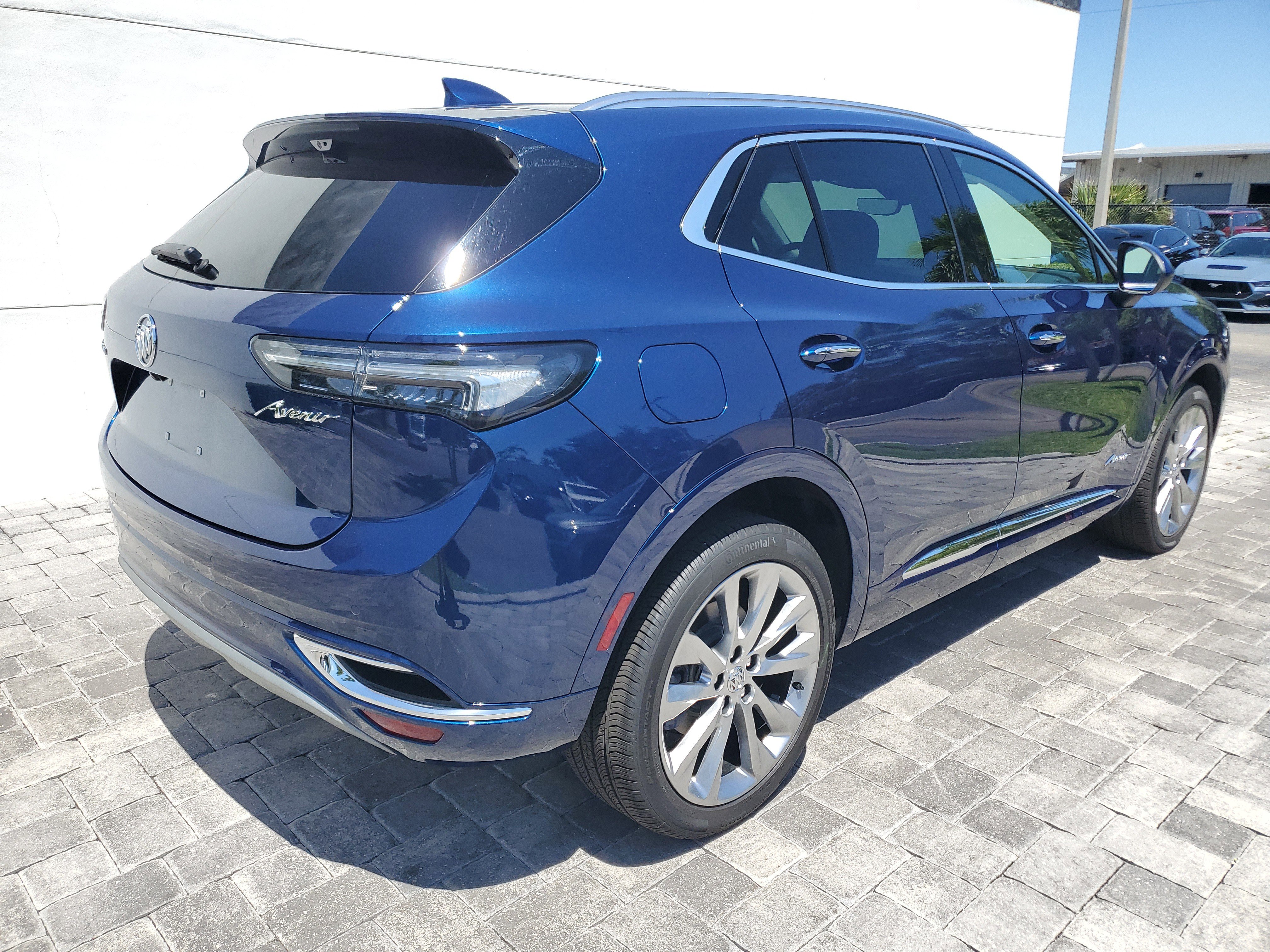 Used 2023 Buick Envision Avenir FWD image 6