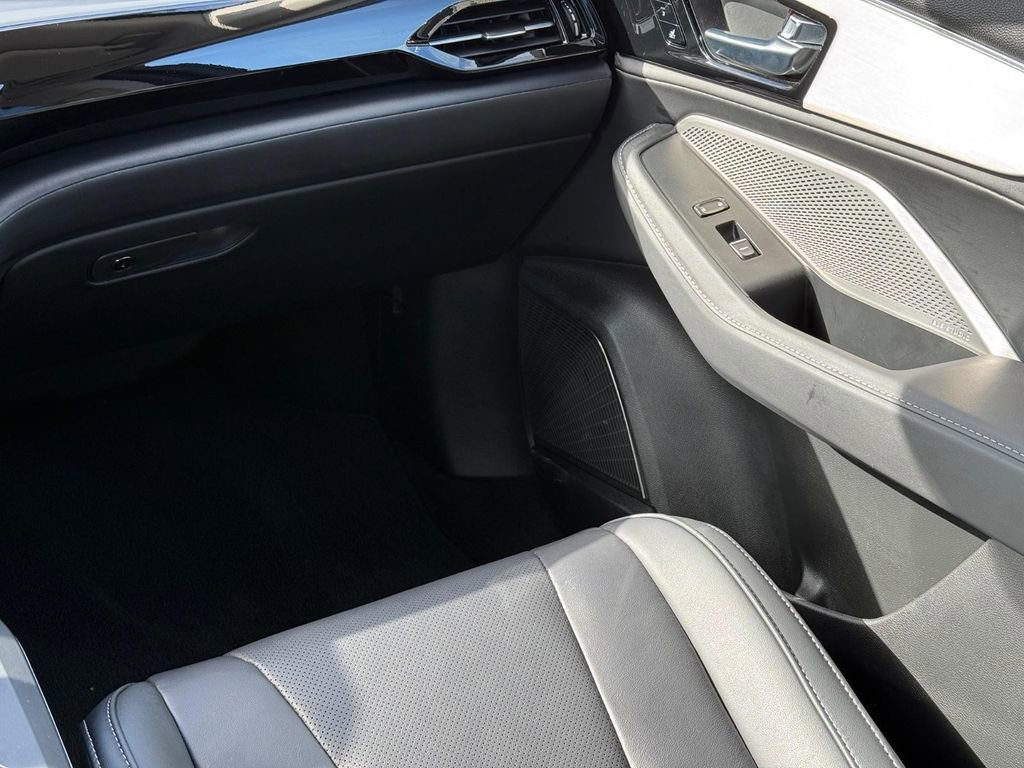 Certified 2024 Acura MDX SH-AWD w/ Technology Package image 15