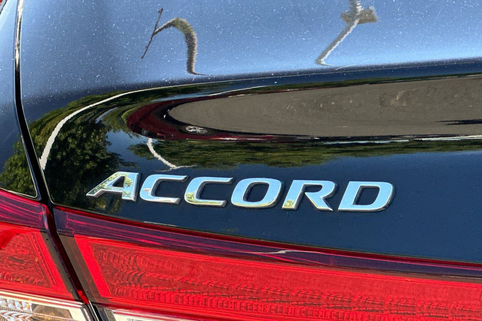 Used 2022 Honda Accord LX image 25