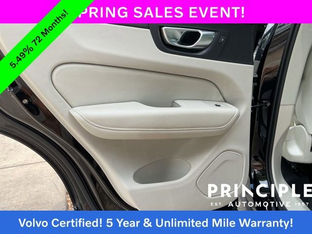 Certified 2025 Volvo XC60 B5 Core image 31