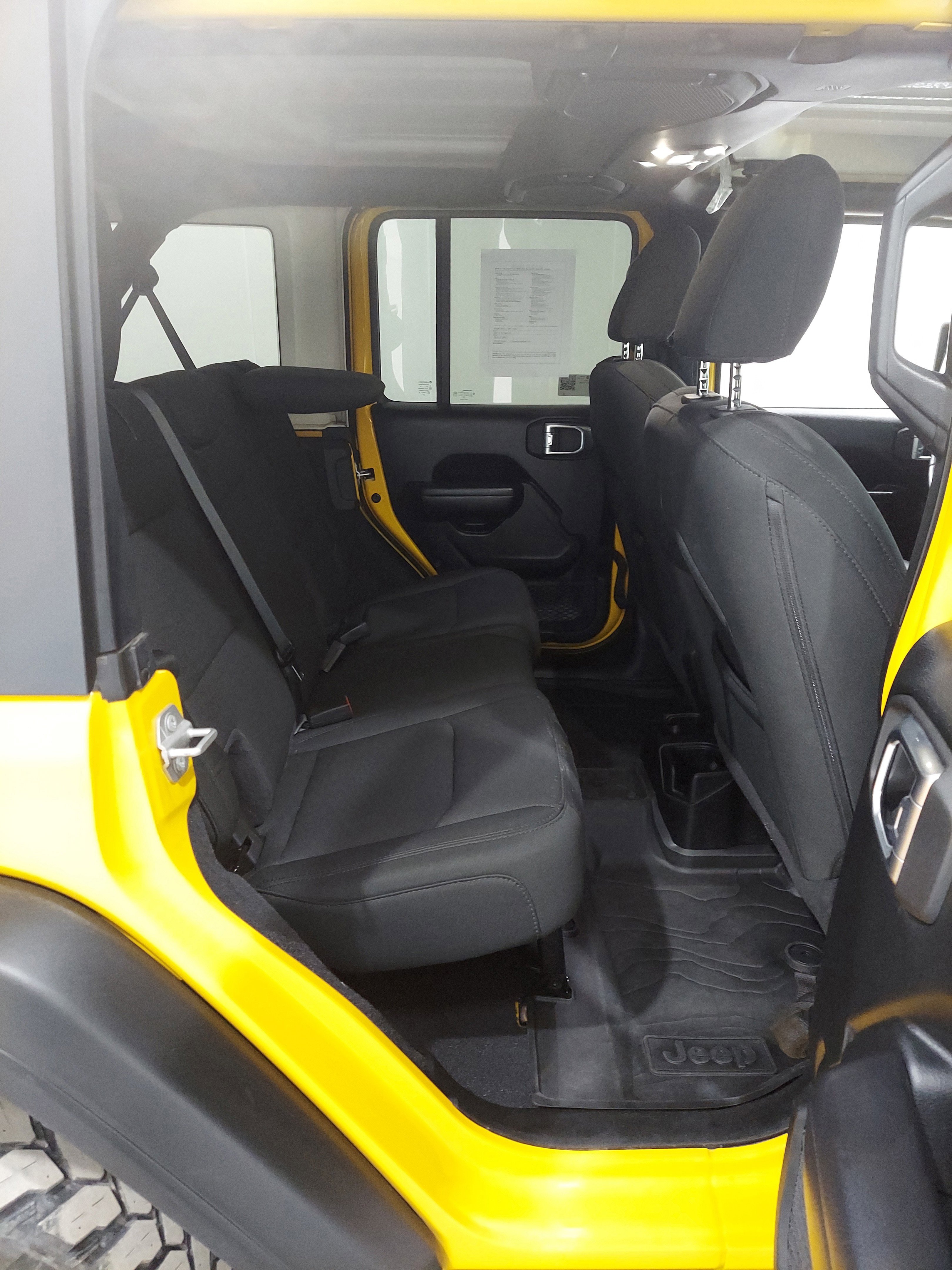 Used 2021 Jeep Wrangler Unlimited Sport AWD/4WD image 17