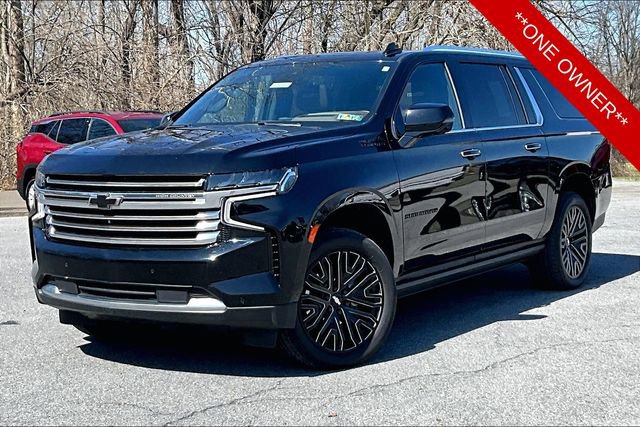 Used 2023 Chevrolet Suburban High Country image 1