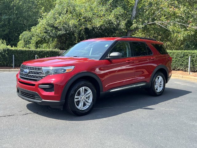 Certified 2020 Ford Explorer XLT w/ Class III Trailer Tow Package AWD/4WD image 2