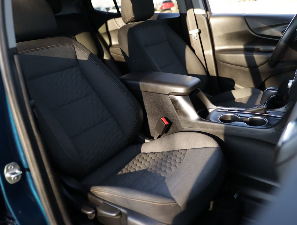 Used 2020 Chevrolet Equinox LT image 27