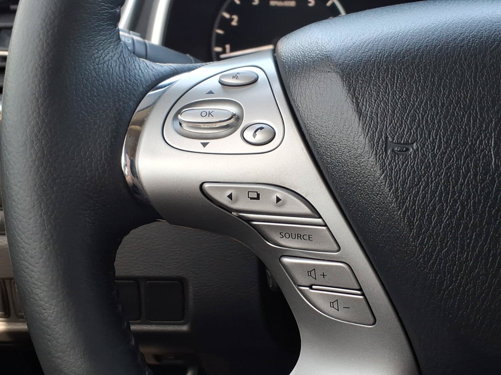 Used 2018 Nissan Murano Platinum AWD/4WD image 17