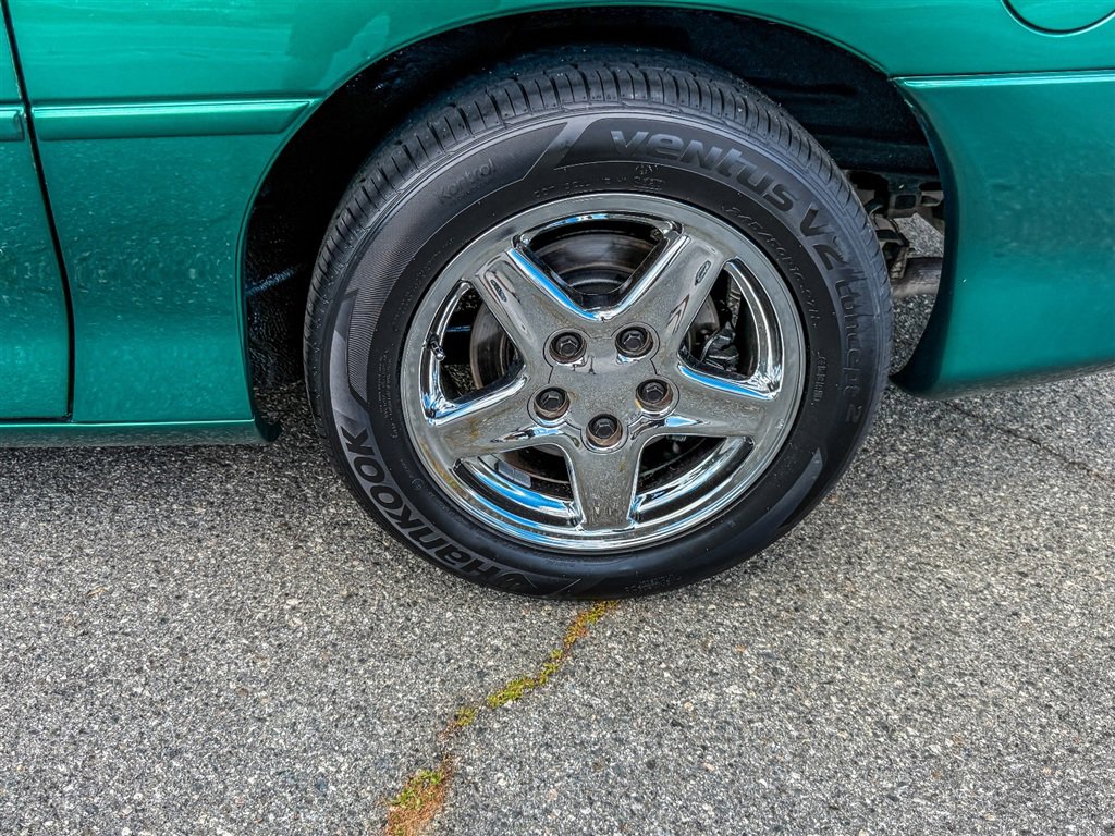 Used 1997 Chevrolet Camaro Z28 w/ Preferred Equipment Group 2 image 22