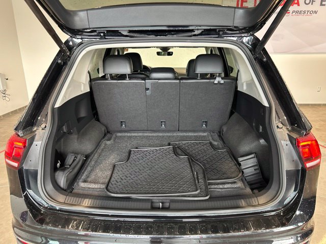 Used 2024 Volkswagen Tiguan SE AWD/4WD image 7