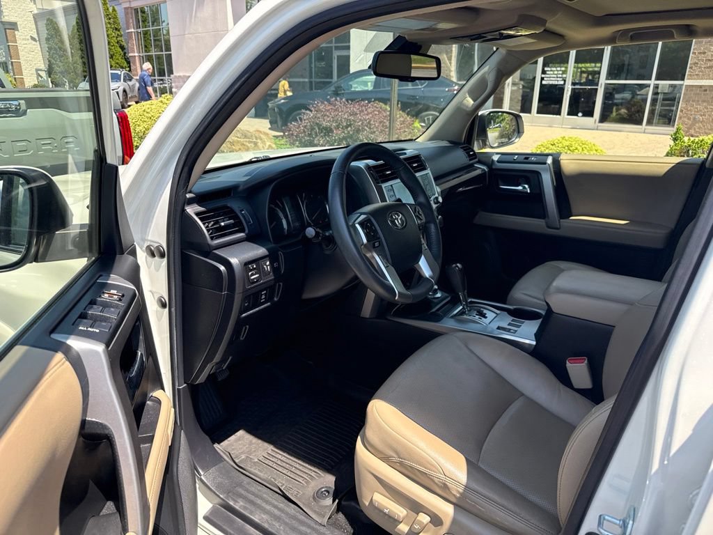 Used 2021 Toyota 4Runner Limited AWD/4WD image 10