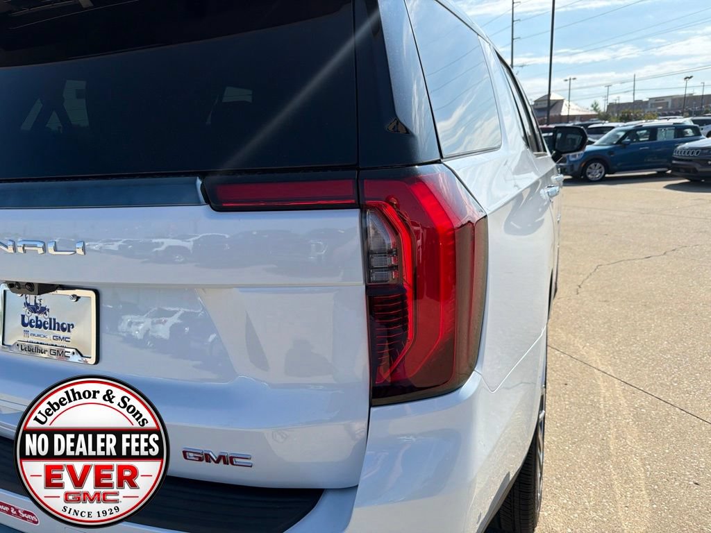 New 2026 GMC Yukon Denali Ultimate AWD/4WD image 13