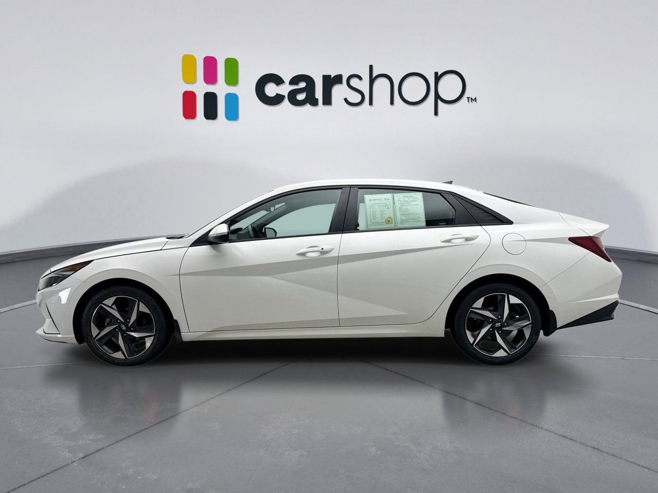 Used 2023 Hyundai Elantra SEL w/ Convenience Package image 2