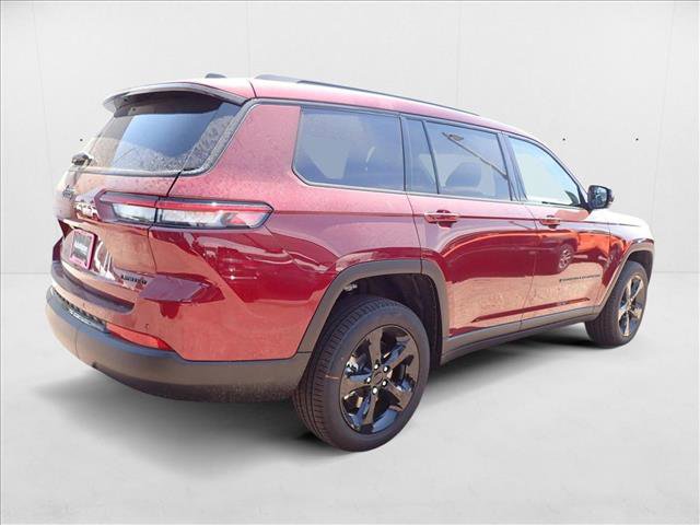 New 2025 Jeep Grand Cherokee L Limited w/ Black Appearance Package image 4
