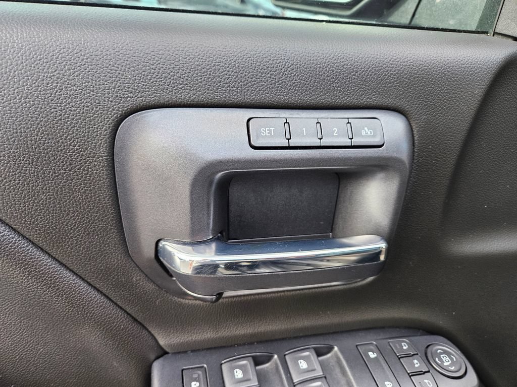 Used 2018 GMC Sierra 1500 Denali AWD/4WD image 22