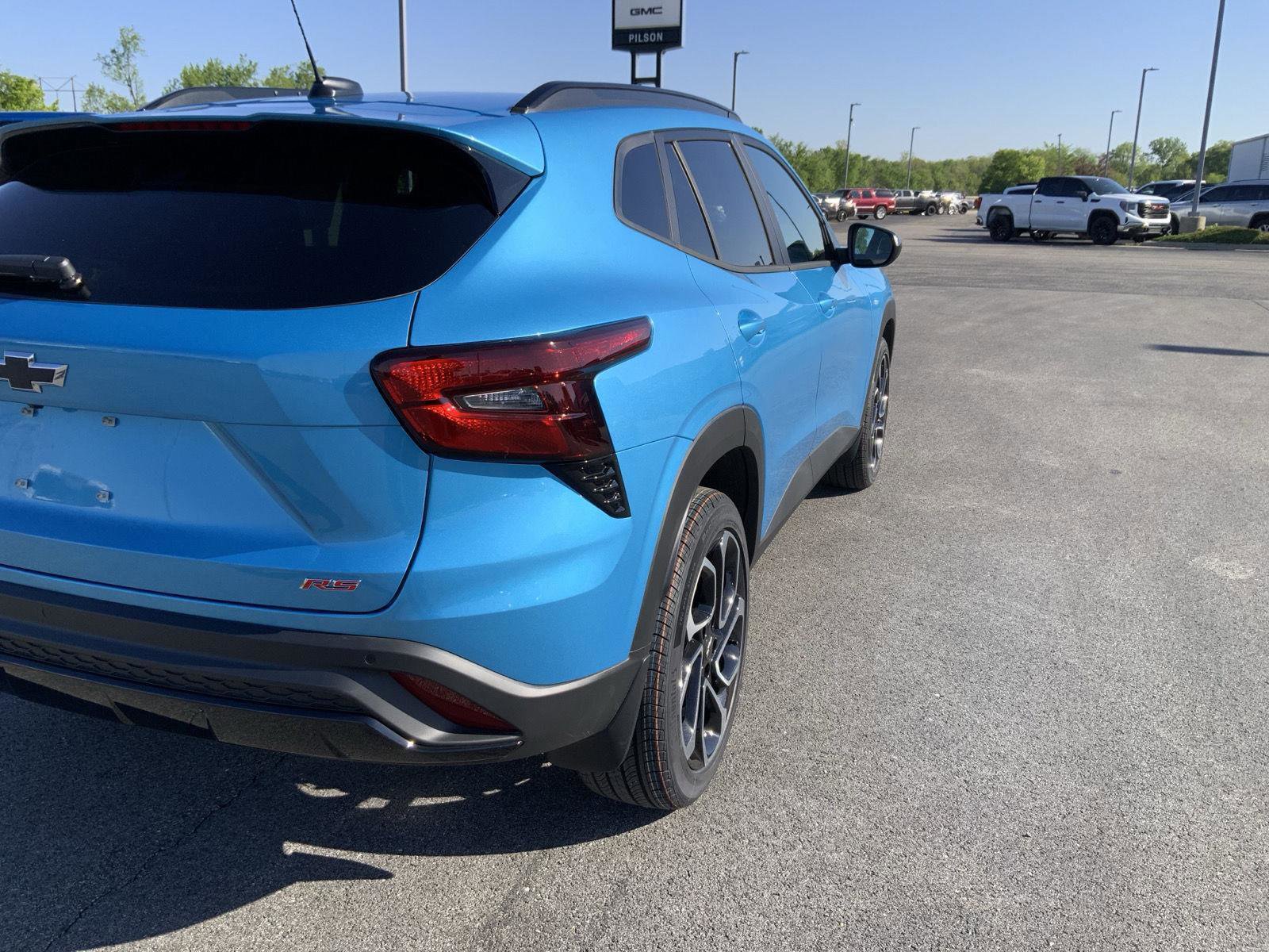 New 2026 Chevrolet Trax RS FWD image 15