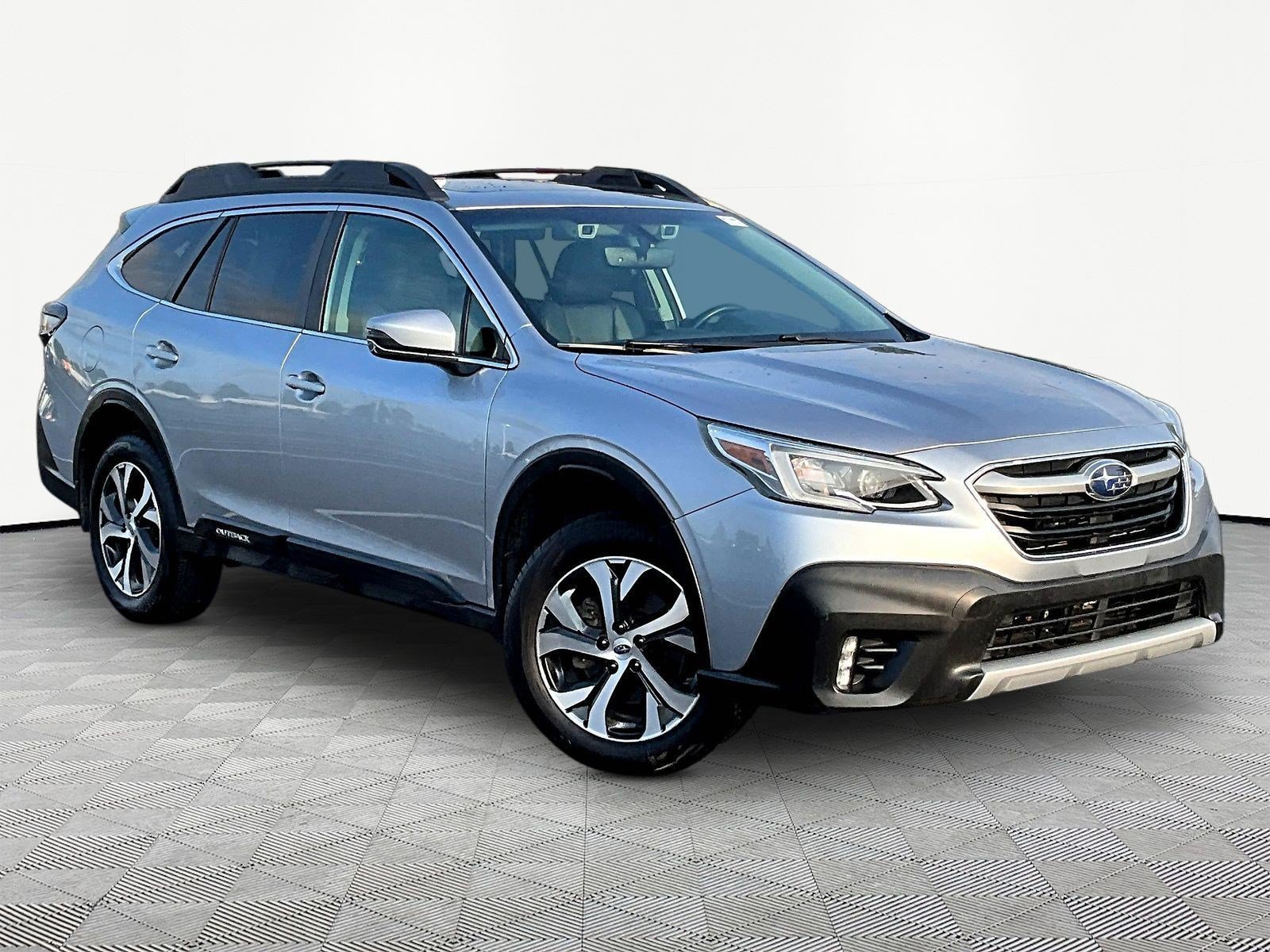 Used 2022 Subaru Outback Limited w/ Popular Package #2 AWD/4WD image 3