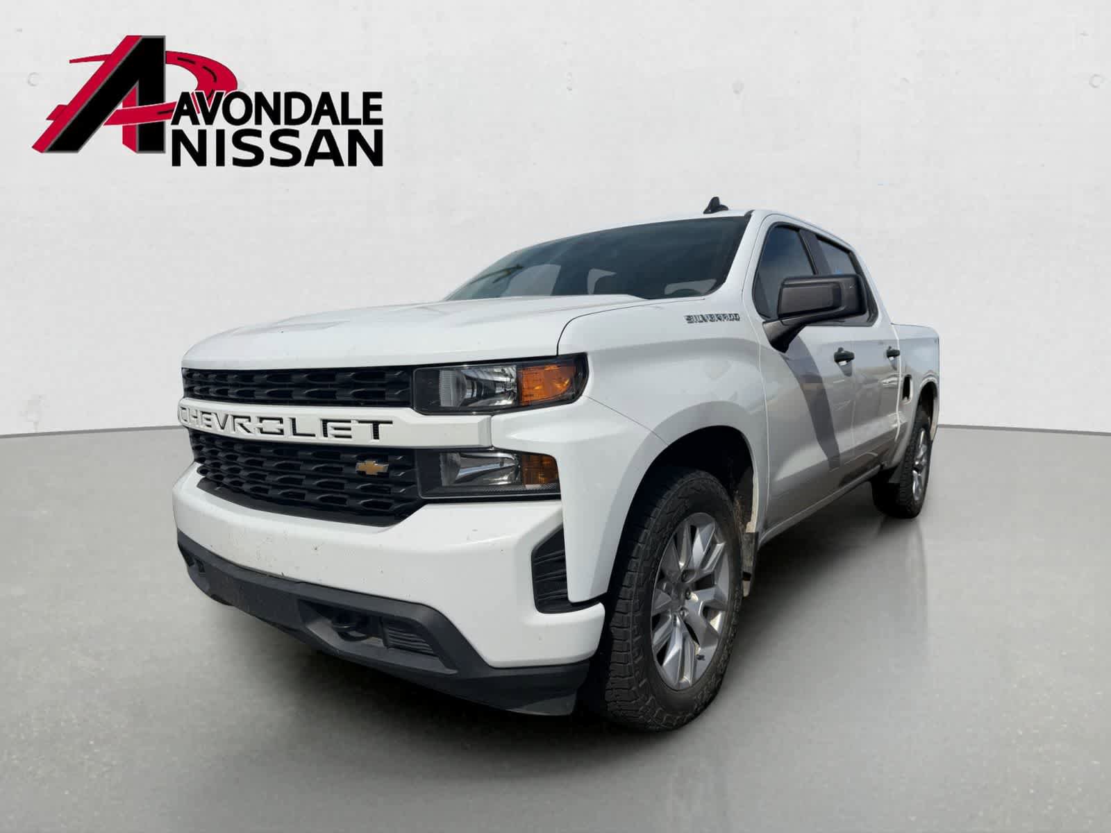 Used 2022 Chevrolet Silverado 1500 Custom w/ Safety Confidence Package RWD image 2