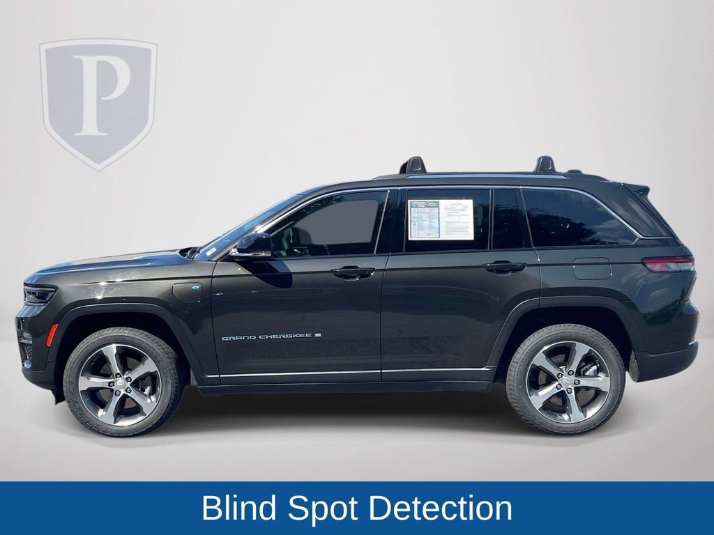 Used 2023 Jeep Grand Cherokee 4WD 4xe image 5