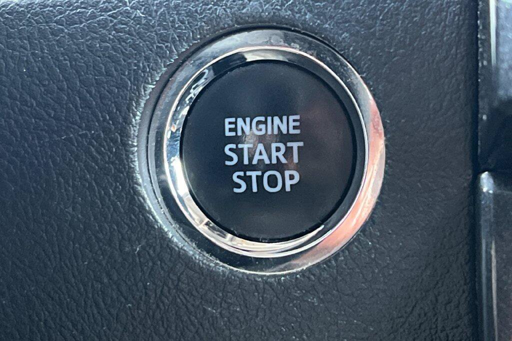 Used 2022 Toyota 4Runner TRD Off-Road AWD/4WD image 22