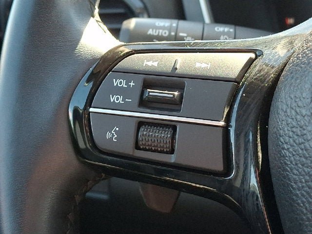 Used 2023 Honda Pilot Elite image 23