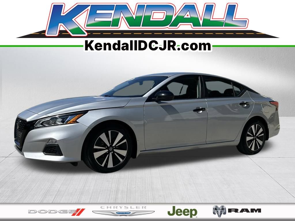 Used 2022 Nissan Altima 2.5 SV image 1