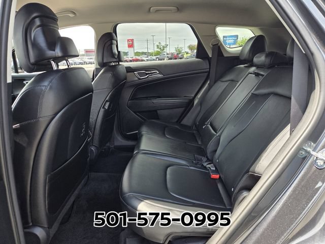 Used 2024 Kia Sportage EX FWD image 10