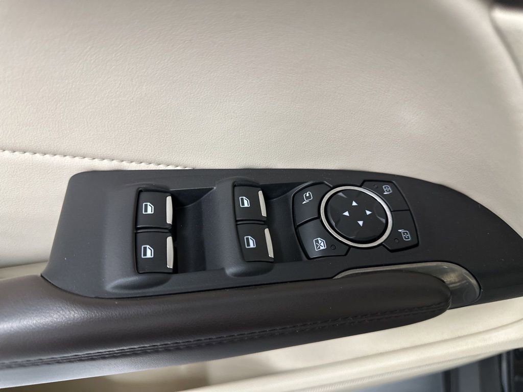 Used 2015 Lincoln MKC AWD w/ Equipment Group 102A Reserve image 15